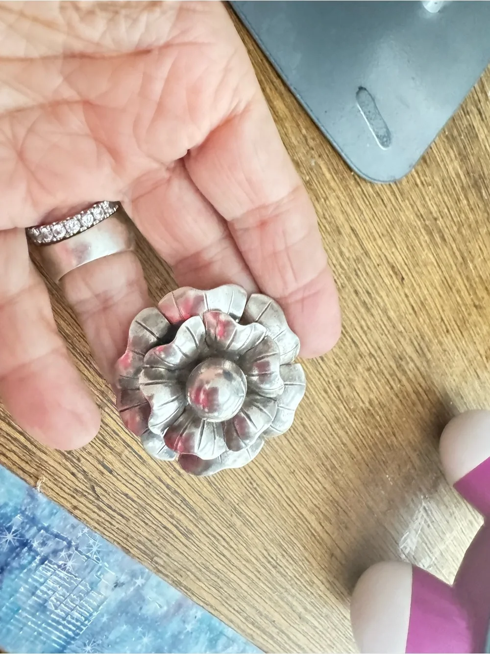 Sterling Silver Pendant Flower Design